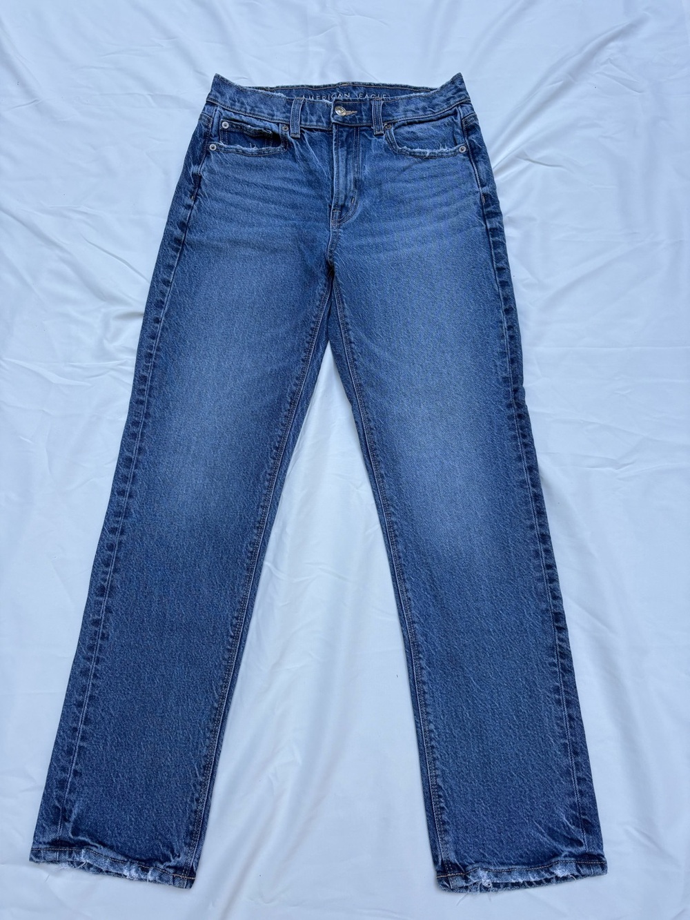American Eagle Outfitters Super High-Rise Straight jeans. Size 2 short.